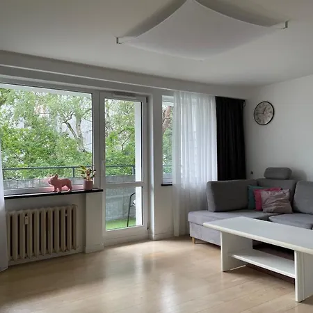 Zielono Za Oknem Z Duzym Balkonem Апартаменты